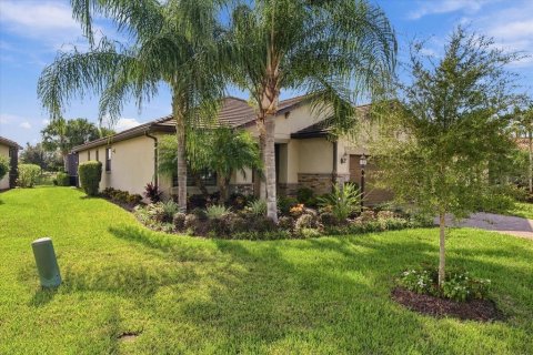 Villa ou maison à vendre à Bradenton, Floride: 3 chambres, 195.75 m2 № 2427273 - photo 3