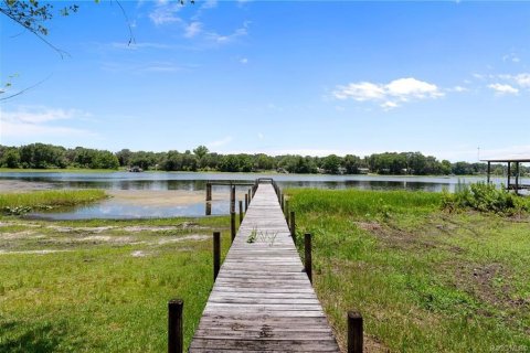 House in Inverness, Florida 3 bedrooms, 251.86 sq.m. № 2156892 - photo 3