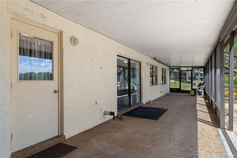 House in Inverness, Florida 3 bedrooms, 251.86 sq.m. № 2156892 - photo 27