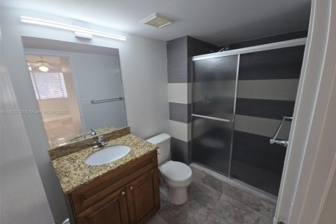 Condominio en alquiler en Coral Springs, Florida, 2 dormitorios, 84.54 m2 № 1975366 - foto 11