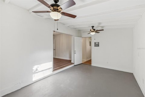 House in Deltona, Florida 3 bedrooms, 171.5 sq.m. № 1789426 - photo 21