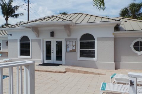 Townhouse in Juno Beach, Florida 2 bedrooms, 162.58 sq.m. № 1072495 - photo 1
