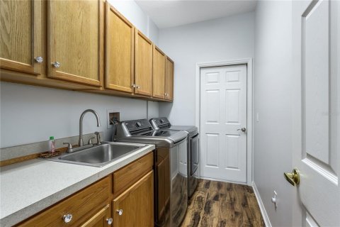 Casa en venta en Land O' Lakes, Florida, 3 dormitorios, 131.09 m2 № 2298279 - foto 17