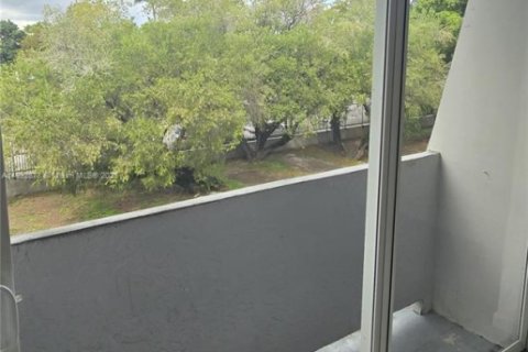 Appartement à louer à Cutler Bay, Floride: 3 chambres, 20773.04 m2 № 1946456 - photo 6