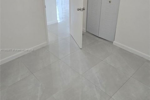 Appartement à louer à Cutler Bay, Floride: 3 chambres, 20773.04 m2 № 1946456 - photo 10