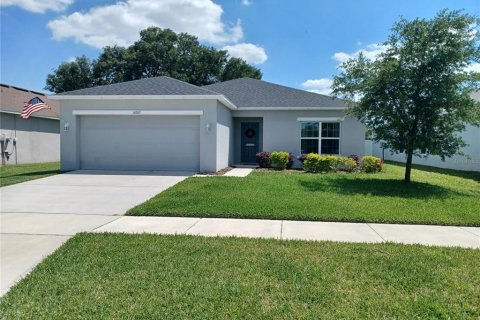 Casa en venta en Clermont, Florida, 3 dormitorios, 141.21 m2 № 2101547 - foto 2