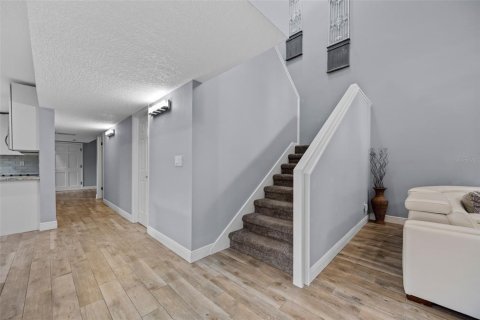 Touwnhouse à vendre à Longwood, Floride: 5 chambres, 351.64 m2 № 1899265 - photo 17