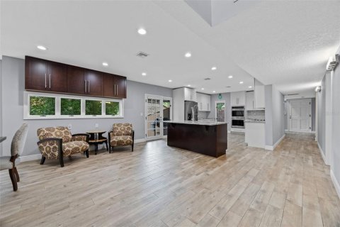 Touwnhouse à vendre à Longwood, Floride: 5 chambres, 351.64 m2 № 1899265 - photo 10