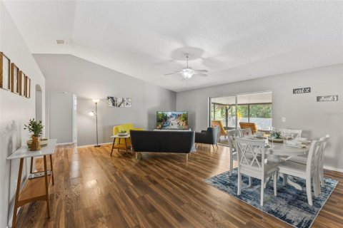 Villa ou maison à louer à Kissimmee, Floride: 3 chambres, 142.6 m2 № 1854393 - photo 6