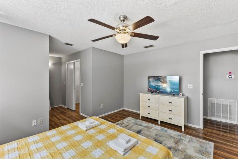Villa ou maison à louer à Kissimmee, Floride: 3 chambres, 142.6 m2 № 1854393 - photo 13