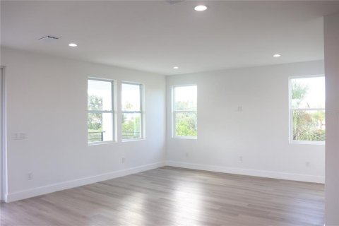 Casa en venta en Port Richey, Florida, 4 dormitorios, 269.42 m2 № 1836979 - foto 11