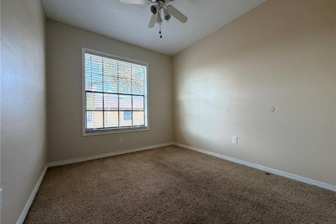 Townhouse in Winter Park, Florida 3 bedrooms, 106.93 sq.m. № 2205663 - photo 16