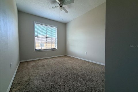 Townhouse in Winter Park, Florida 3 bedrooms, 106.93 sq.m. № 2205663 - photo 12
