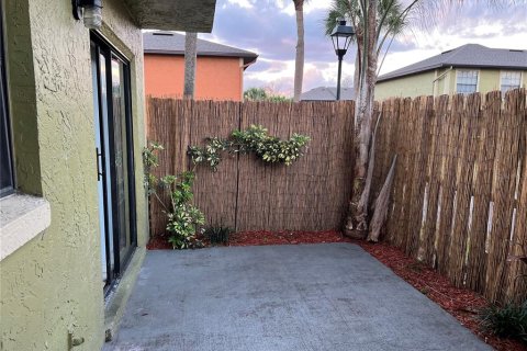 Townhouse in Winter Park, Florida 3 bedrooms, 106.93 sq.m. № 2205663 - photo 23