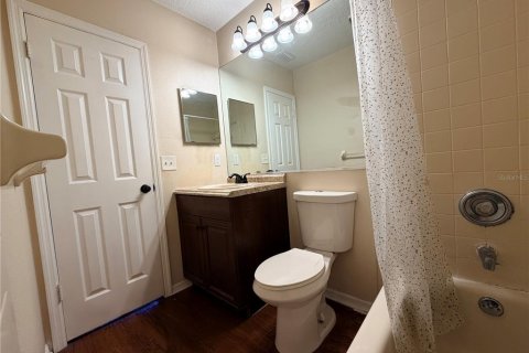 Townhouse in Winter Park, Florida 3 bedrooms, 106.93 sq.m. № 2205663 - photo 19