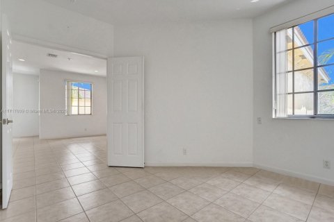 Condominio en venta en Weston, Florida, 4 dormitorios, 217.39 m2 № 1756863 - foto 14