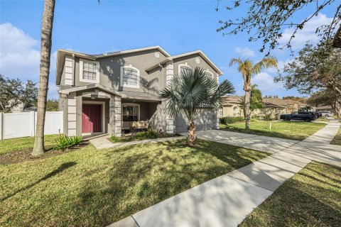 House in Fish Hawk, Florida 5 bedrooms, 271.65 sq.m. № 1509137 - photo 4