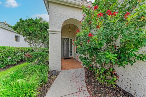 Villa ou maison à vendre à Sarasota, Floride: 2 chambres, 142.33 m2 № 2203838 - photo 2