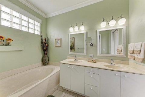 Villa ou maison à vendre à Sarasota, Floride: 2 chambres, 142.33 m2 № 2203838 - photo 15