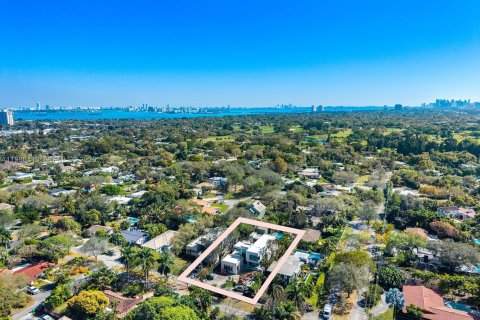 Villa ou maison à vendre à Biscayne Park, Floride: 6 chambres, 418.06 m2 № 2080269 - photo 6