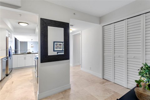 Condo in Riviera Beach, Florida, 2 bedrooms  № 1860630 - photo 6