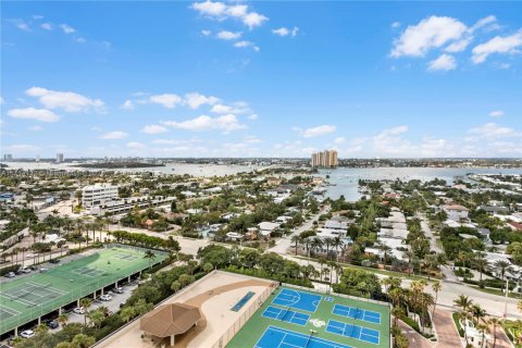 Condo in Riviera Beach, Florida, 2 bedrooms  № 1860630 - photo 30
