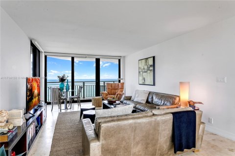 Condo in Riviera Beach, Florida, 2 bedrooms  № 1860630 - photo 3