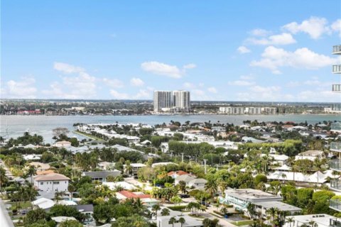 Condo in Riviera Beach, Florida, 2 bedrooms  № 1860630 - photo 26