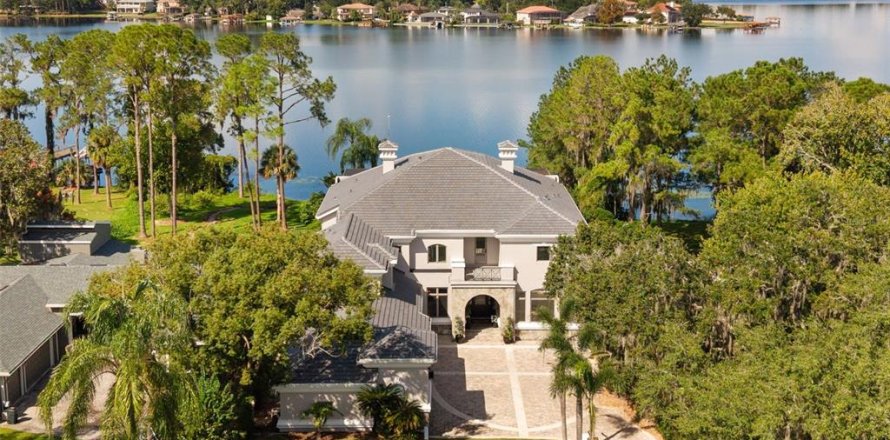 House in Apopka, Florida 4 bedrooms, 679.58 sq.m. № 2423816
