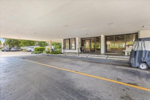 Condominio en venta en Miami, Florida, 2 dormitorios, 100.33 m2 № 1979491 - foto 2