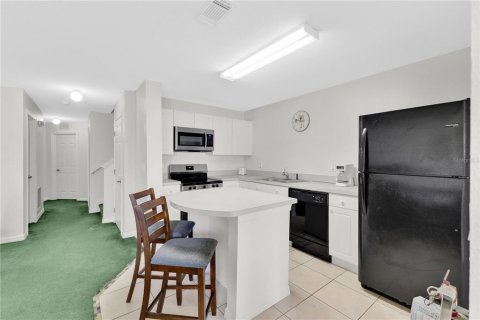 Touwnhouse à vendre à Kissimmee, Floride: 4 chambres, 174.66 m2 № 1802994 - photo 10