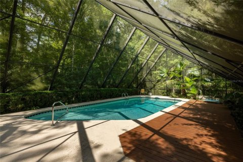 House in Gainesville, Florida 4 bedrooms, 282.98 sq.m. № 2216157 - photo 5