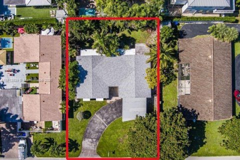 Propiedad comercial en venta en Fort Lauderdale, Florida, 211.35 m2 № 1971191 - foto 3