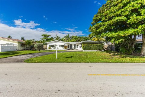 Propiedad comercial en venta en Fort Lauderdale, Florida, 211.35 m2 № 1971191 - foto 5