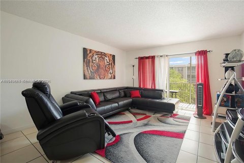 Copropriété à vendre à Coral Springs, Floride: 2 chambres, 91.97 m2 № 1998368 - photo 7