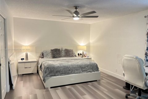 Villa ou maison à vendre à Boynton Beach, Floride: 2 chambres, 139.54 m2 № 1892750 - photo 9
