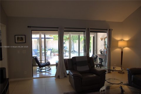Villa ou maison à vendre à Boynton Beach, Floride: 2 chambres, 139.54 m2 № 1892750 - photo 13