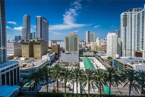 Copropriété à louer à Miami, Floride: 1 chambre, 65.03 m2 № 1966365 - photo 8