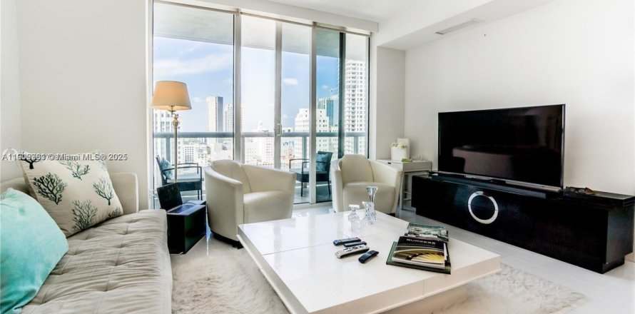 Condo à Miami, Floride, 1 chambre  № 1966365