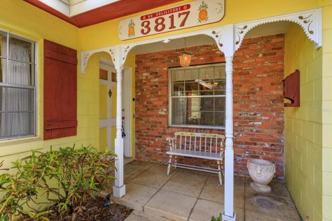 House in Orlando, Florida 3 bedrooms, 126.35 sq.m. № 1520264 - photo 4