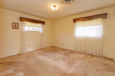 House in Orlando, Florida 3 bedrooms, 126.35 sq.m. № 1520264 - photo 18