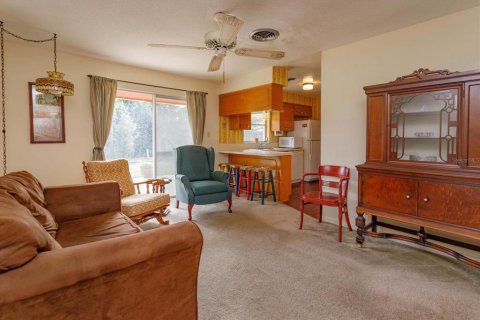 House in Orlando, Florida 3 bedrooms, 126.35 sq.m. № 1520264 - photo 12