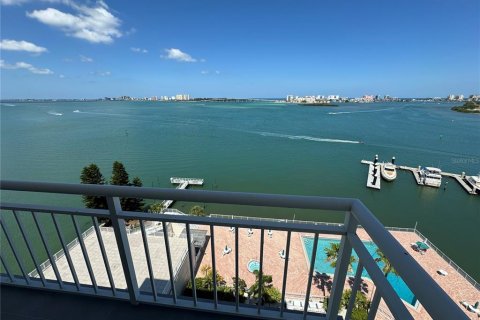 Condominio en venta en Clearwater, Florida, 2 dormitorios, 137.4 m2 № 1876173 - foto 5