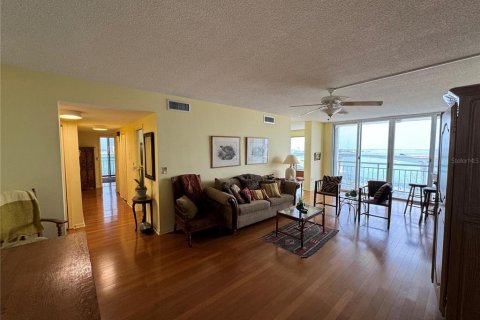 Condominio en venta en Clearwater, Florida, 2 dormitorios, 137.4 m2 № 1876173 - foto 11