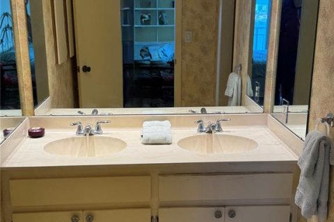 Condominio en venta en Clearwater, Florida, 2 dormitorios, 137.4 m2 № 1876173 - foto 16