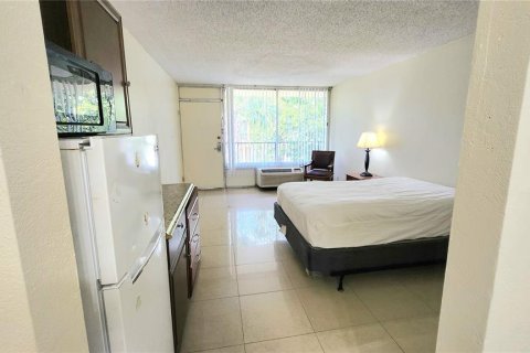Apartamento en alquiler en Orlando, Florida, 3 habitaciones, 25.64 m2 № 1780195 - foto 6