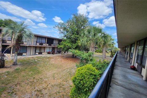 Apartamento en alquiler en Orlando, Florida, 3 habitaciones, 25.64 m2 № 1780195 - foto 17