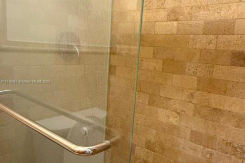 Купить кондоминиум в Холливуд, Флорида 2 спальни, 102.19м2, № 2016650 - фото 14