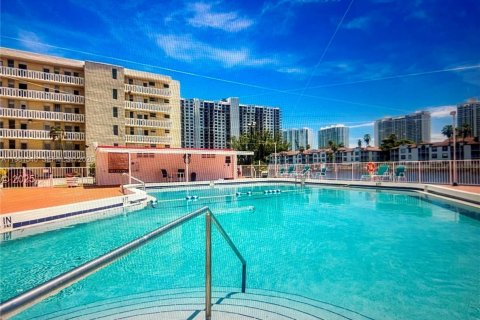 Купить кондоминиум в Авентура, Флорида 1 спальня, 71.35м2, № 2023401 - фото 25