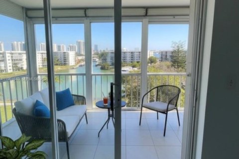 Купить кондоминиум в Авентура, Флорида 1 спальня, 71.35м2, № 2023401 - фото 4